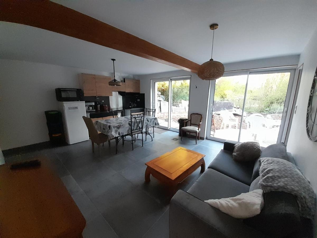 Appartement Sur Jardin Au Calme A Pernes 1 Chambre Buitenkant foto